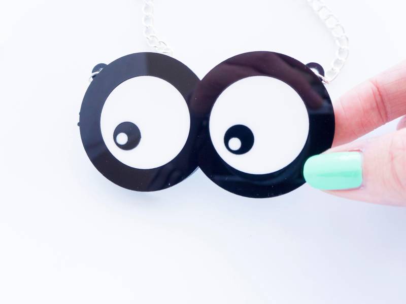 Rolling Eyes Halskette [Bewegliche Teile] von designosaurYEAH