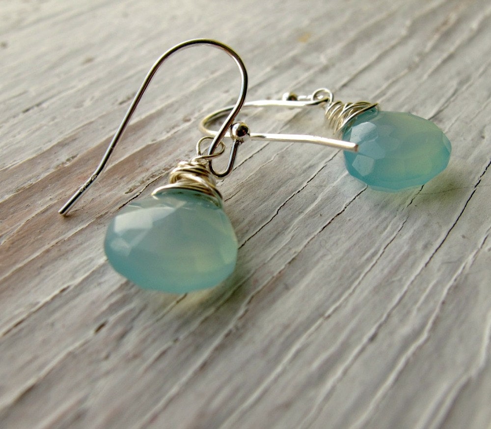 Aqua Blaue Chalcedon Ohrringe, Tropfen Sterling Silber, Draht Gewickelt, Ohrhaken, Ohrringe Für Jeden Tag von designsbydawnrenee
