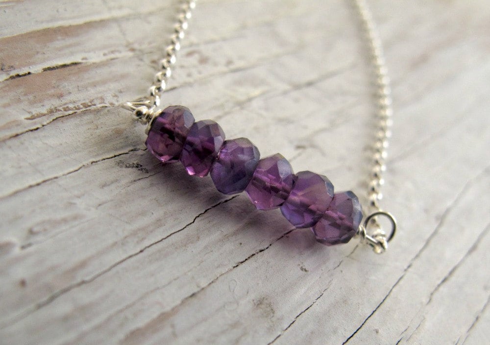 Birthstone Halskette, Amethyst Bar Layering Februar Geburtstag, Sterling Silber von designsbydawnrenee