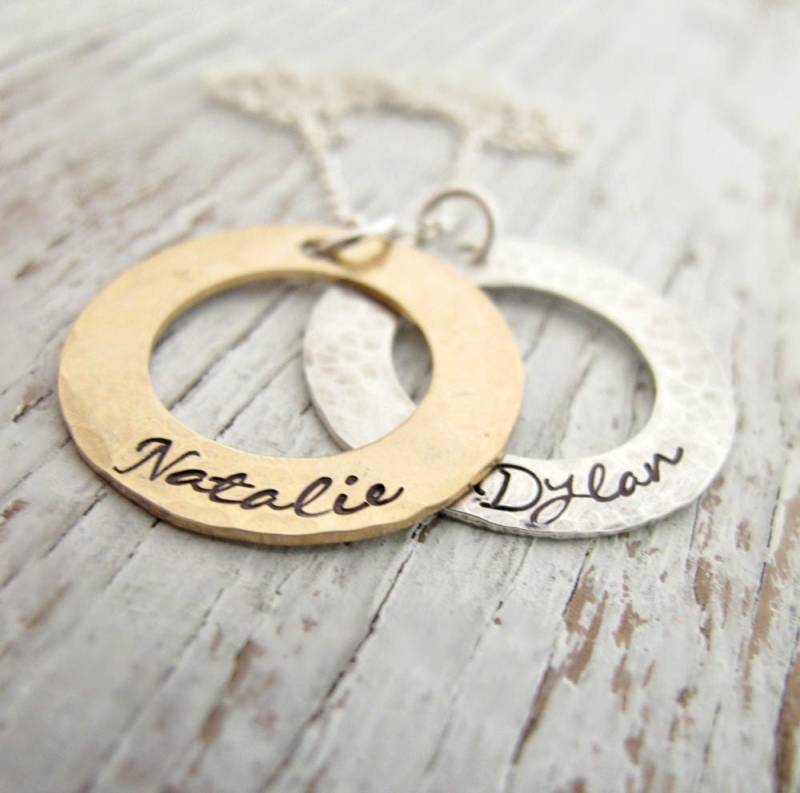 Gold Und Silber Mutter Halskette, Personalisierter Schmuck, 2 Kindernamen, Hand Gestempelt von designsbydawnrenee