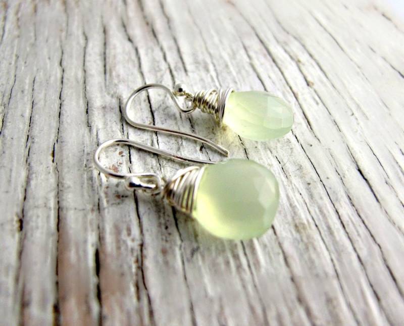 Grüne Chalcedon Ohrringe, Mint Grün, Hortensie Sterling Silber Ohrhaken, Brautjungfer Geschenk Für Sie von designsbydawnrenee