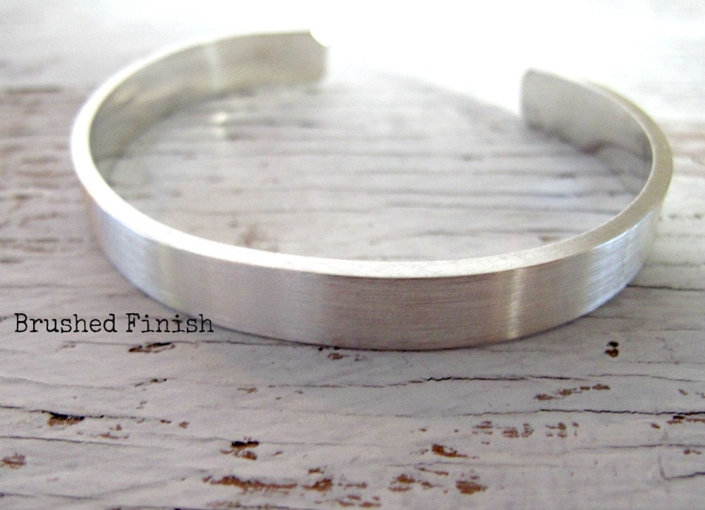 Hand Gestempelt Sterling Silber Manschette Armband, Personalisierte Geheime Nachricht von designsbydawnrenee