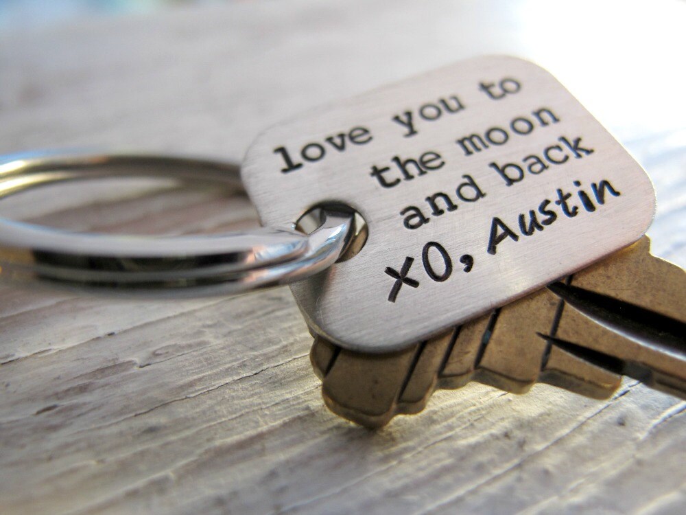 Liebe Dich Zum Mond Und Zurück, Personalisierte Schlüsselanhänger, Sterling Silber, Opa Geschenk, Vatertagsgeschenk von designsbydawnrenee