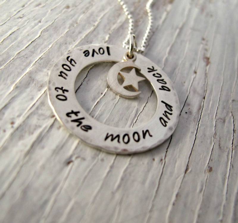 Love You To The Moon & Back Hand Gestempelte Halskette, Sterling Silber Waschmaschine Und Mond Charm - Sofort Versandfertig von designsbydawnrenee