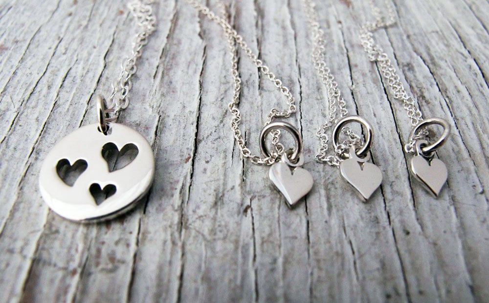 Mutter-Tochter-Schmuck, 3 Herz-Ausschnitt-Halskette Mit Winzigen Herz-Halsketten, Ich Trage Dein Herz Mir, Sterlingsilber, Muttertagsgeschenk von designsbydawnrenee