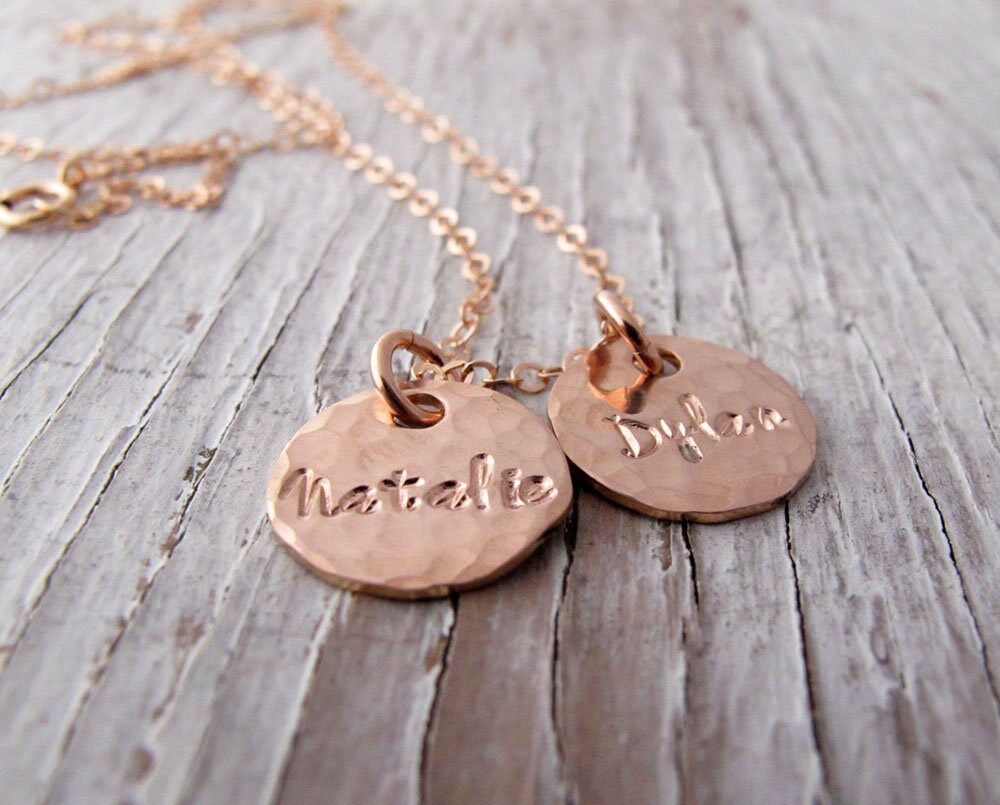 Neu Rose Gold 14K Personalisierte Mutter Halskette, Hand Gestempelt Schmuck, Großmutter Kindernamen, Muttertagsgeschenk von designsbydawnrenee