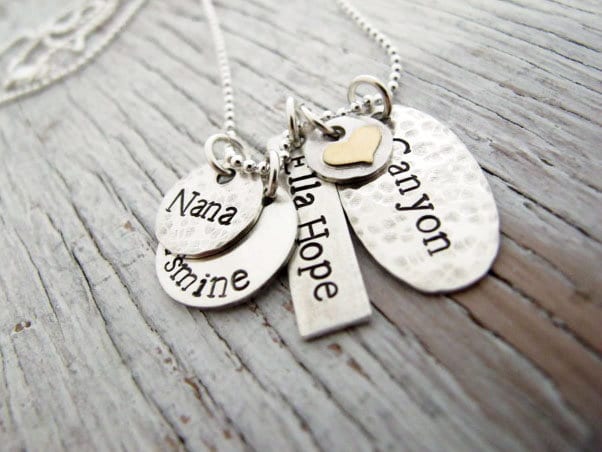 Personalisierte Sterling Silber Familie Halskette, Hand Gestempelt Kinder Namen von designsbydawnrenee