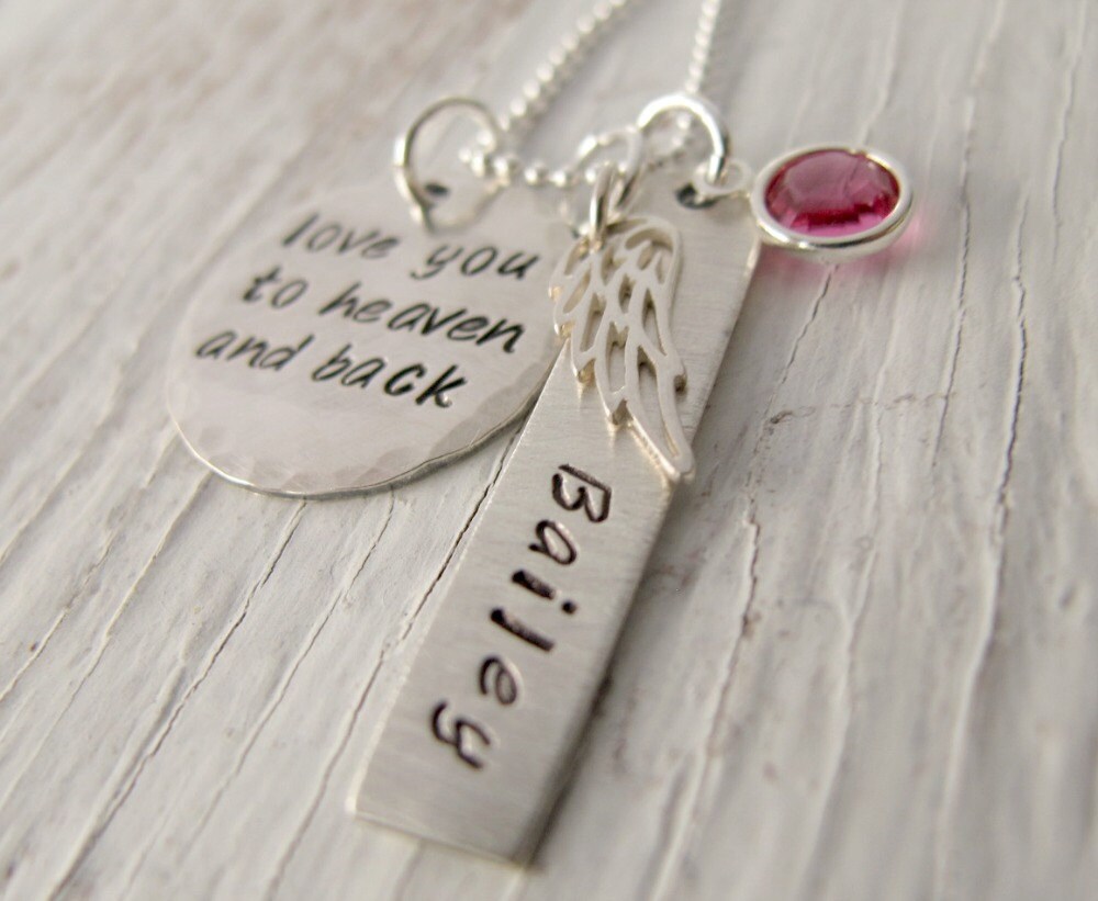 Personalisierte Halskette, Liebe Dich in Den Himmel Und Zurück, Hand Gestempelt Schmuck, Geschenk Der Mutter von designsbydawnrenee