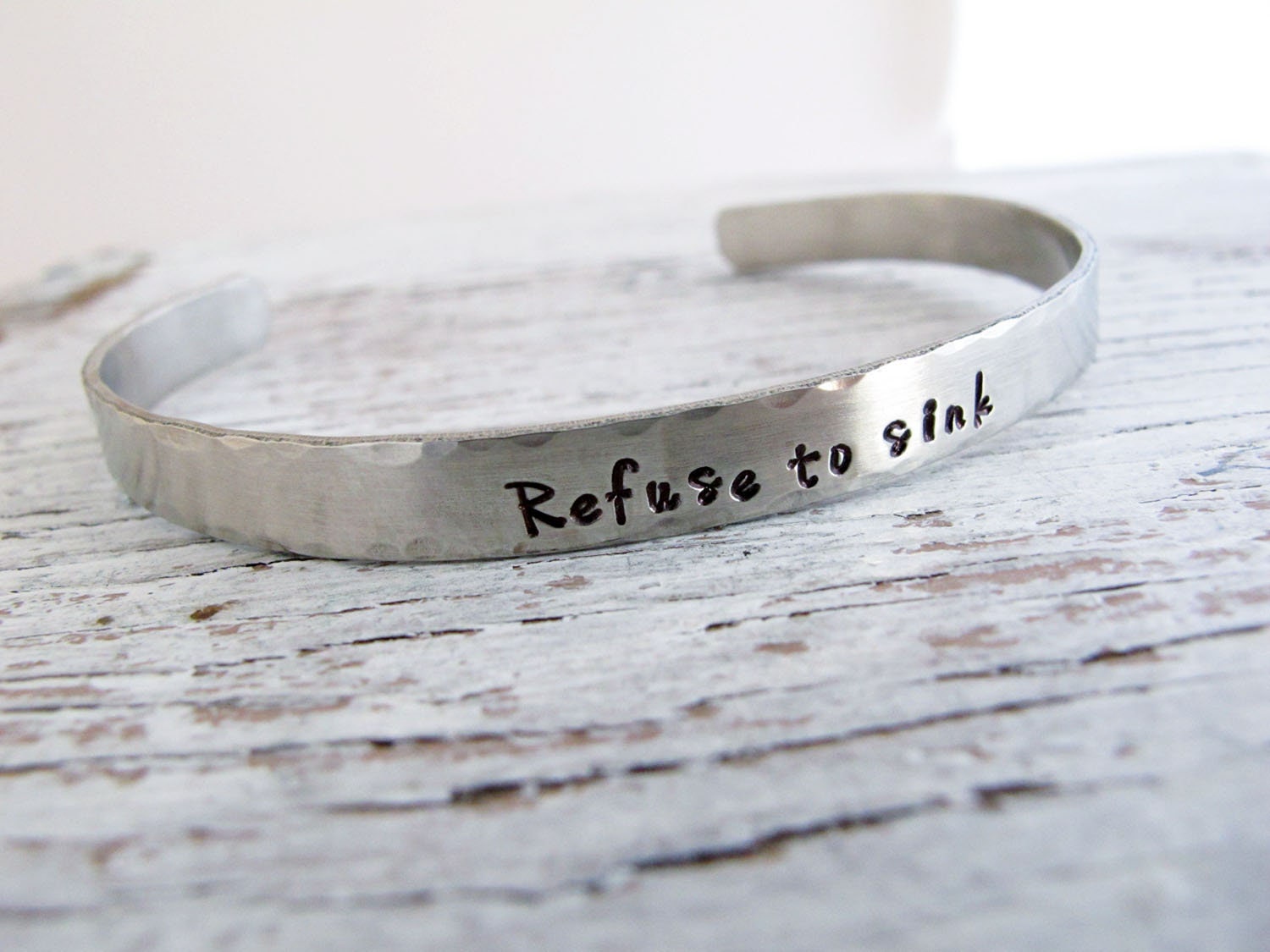 Refuse To Sink Silber Armband Manschette, Inspirierender Schmuck, Anker, Bereit Zu Versenden, Geschenk Für Sie, Never Give Up von designsbydawnrenee