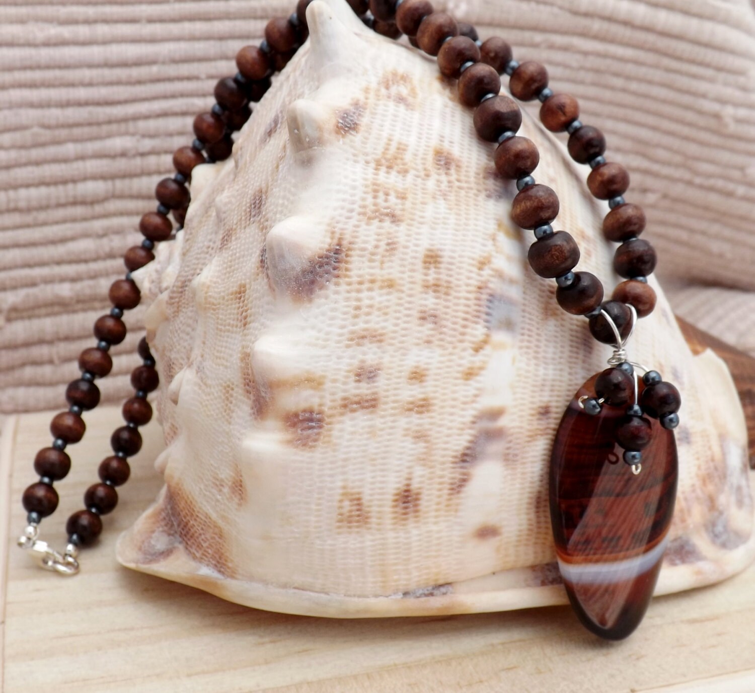 20" Holz Und Glas Samen Perlenkette Mit Achat Anhänger von designsbymelanie1