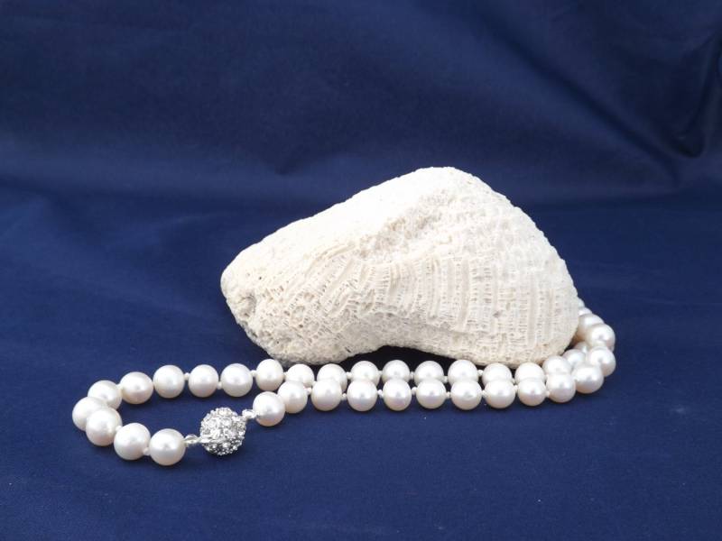 45 cm Handgeknotete Weiße Süßwasserperlenkette Und Ohrringe von designsbymelanie1