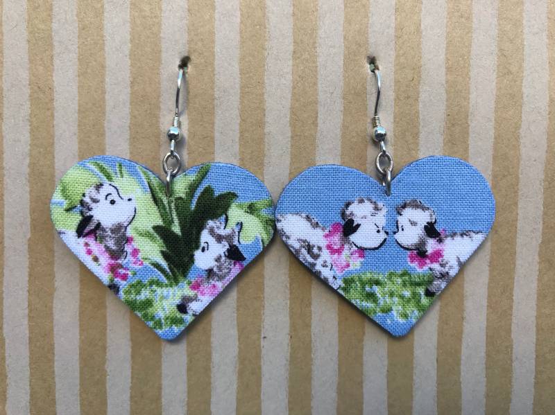 Leichte Stoff Ohrringe, Große Baby Blaues Herz, Schafe/Lamm-Liebhaber, Sterling Silber Ohrhaken, Tier-Liebhaber-Geschenk Leichte Stoff Ohrringe, Große Baby Blaues Herz, Schafe/Lamm-Liebhaber, Sterling Silber Ohrhaken, Tier-Liebhaber-Geschenk von designsbywenia