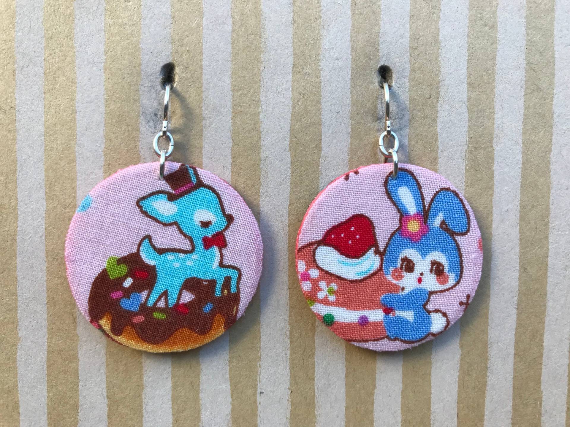 Leichter Stoff Ohrringe, Rosa Kreis W/Dessert-Liebhaber-Geschenk, Reh, Hase Und Süßigkeiten, Sterling Silber Ohrhaken, Tier Liebhabergeschenk von designsbywenia