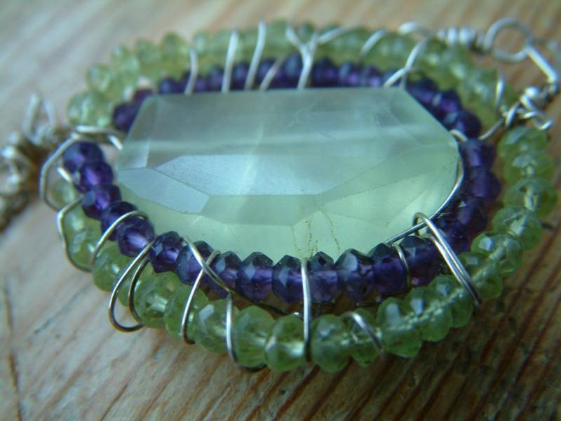 Prehnit Micro Facettierte Amethyst Und Peridot Edelstein Silber Halskette von designsonbenbecula