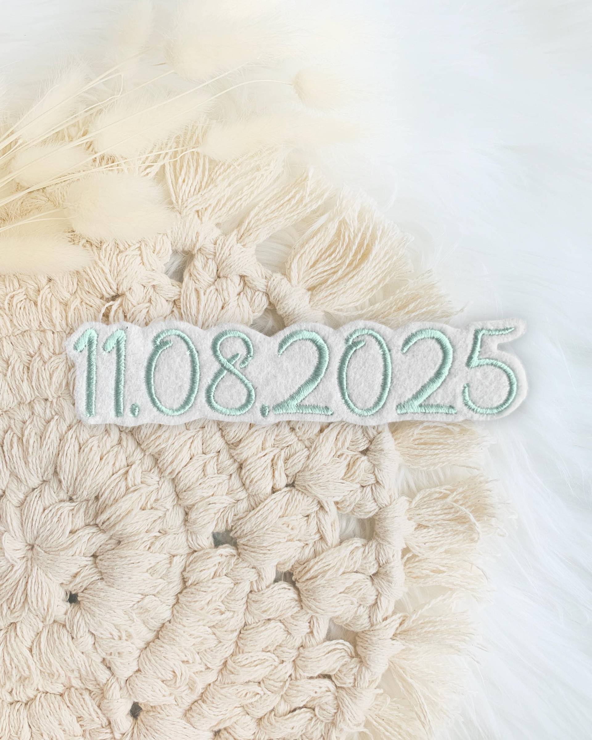 Datum Zum Aufbügeln | Schrift 3 Bügelbild Applikation Weißes Filz Patch |Einschulung Schultüte Einschulungsdatum Geburtsdatum von designxmina