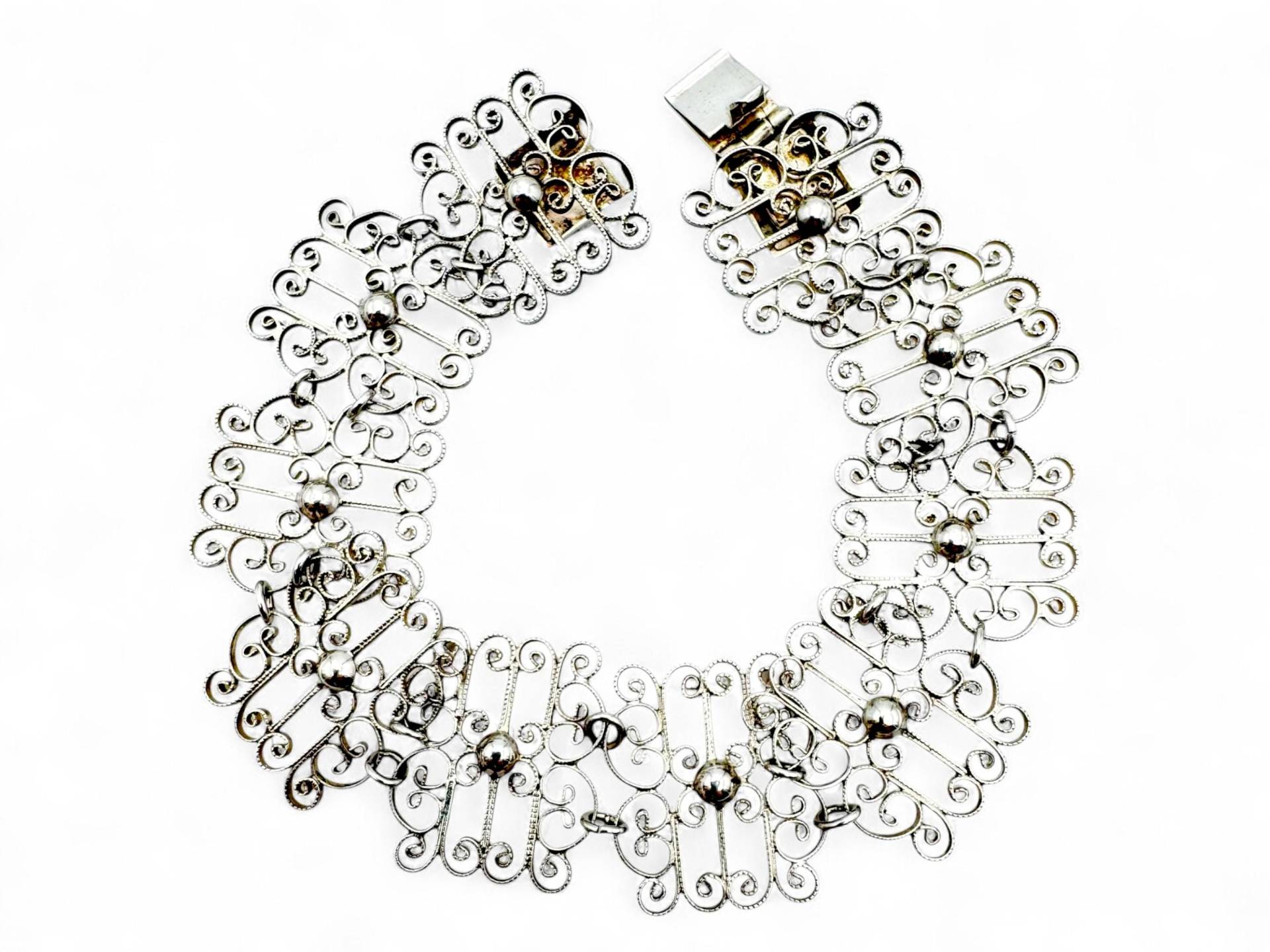 Elegant Vintage 835 Silver Filigree Bracelet With Intricate Scrollwork Design, 18 cm von detaschmuck