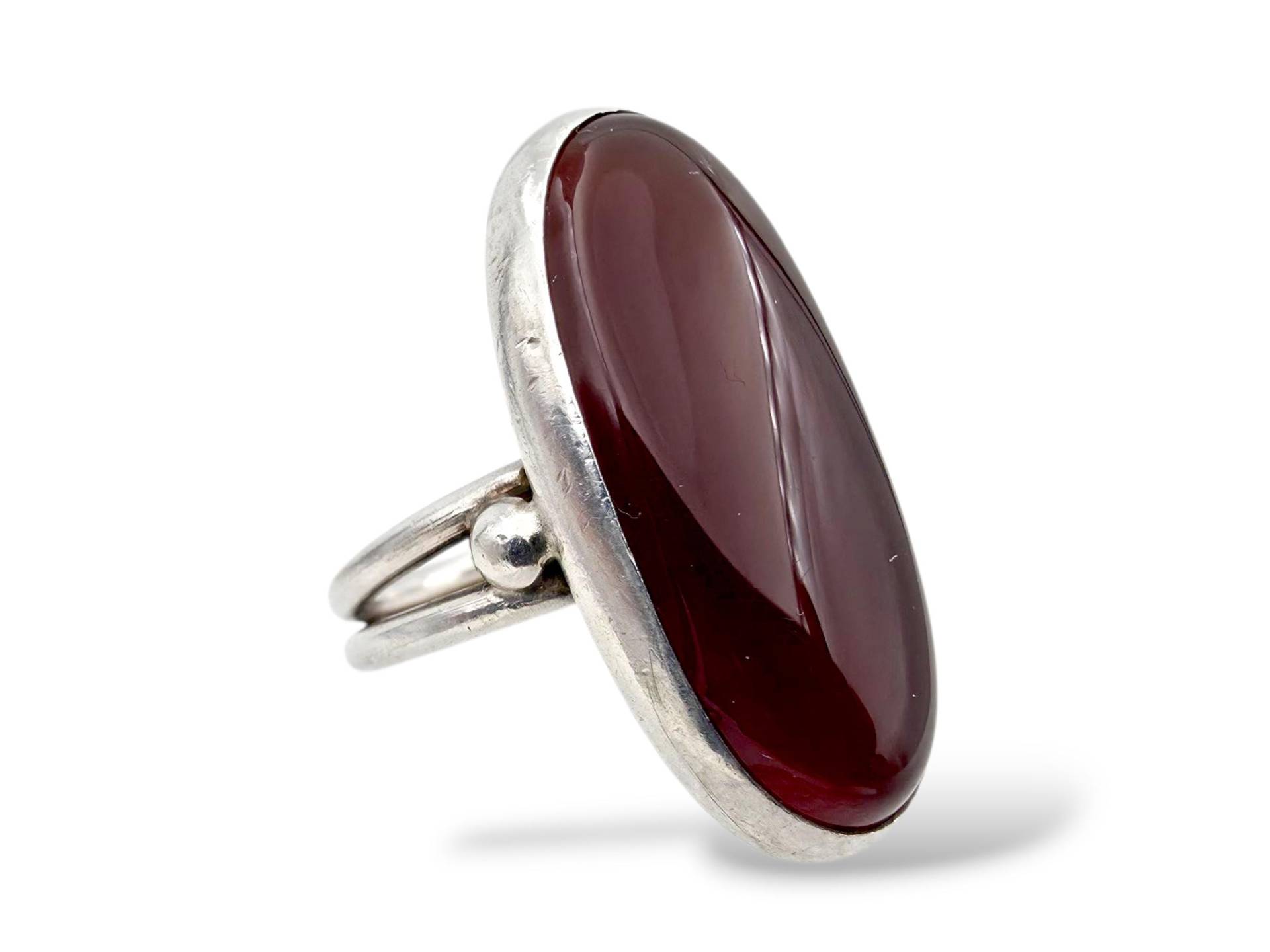 Handmade Sterling Silver Ring By Pipis With Deep Red Cabochon | Modernist Artisan Statement 925 Size Eu 57 Us 8 von detaschmuck