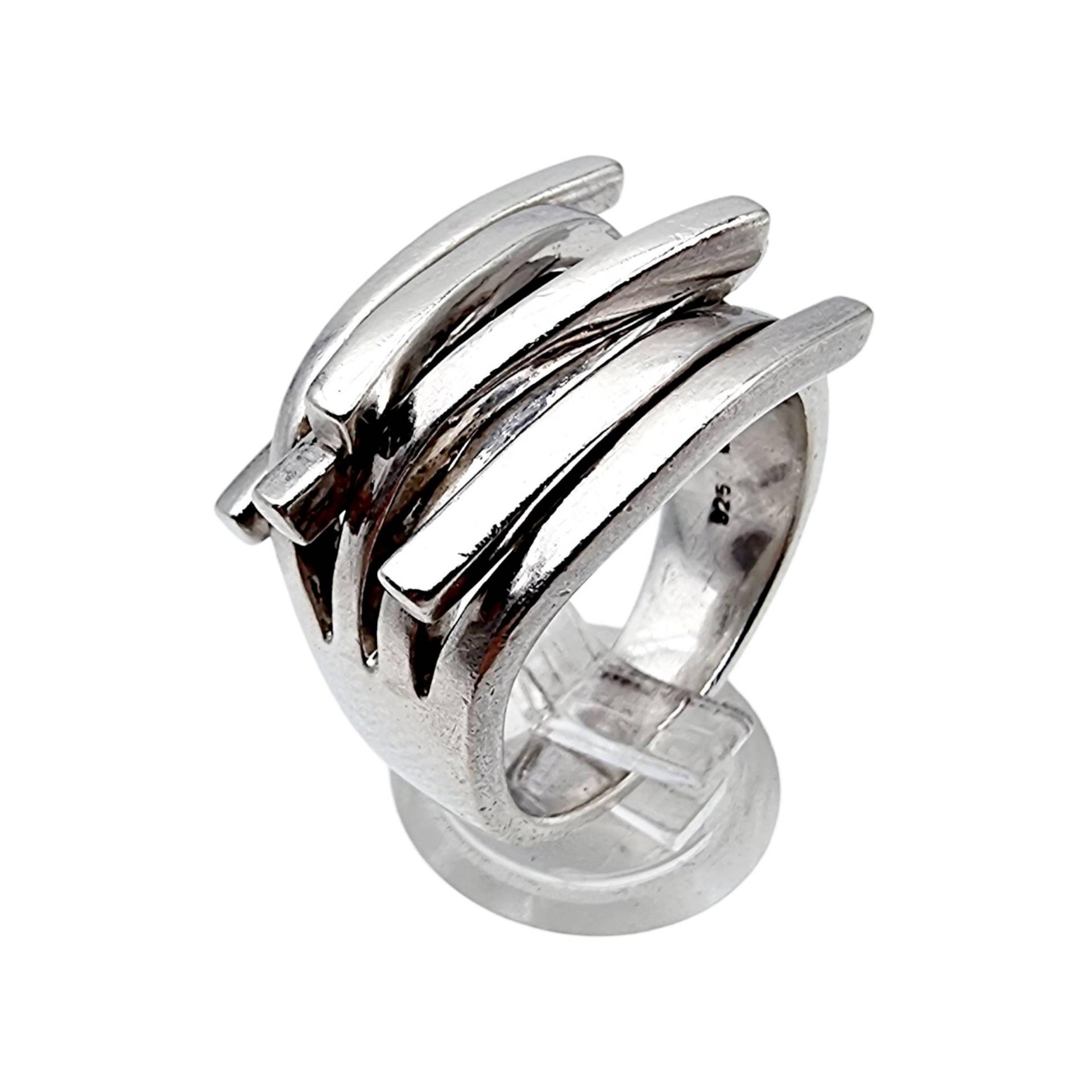 Modernist Silver Statement Ring, Sculptural Layered Design, Size Eu 64 | Us 10.5 von detaschmuck