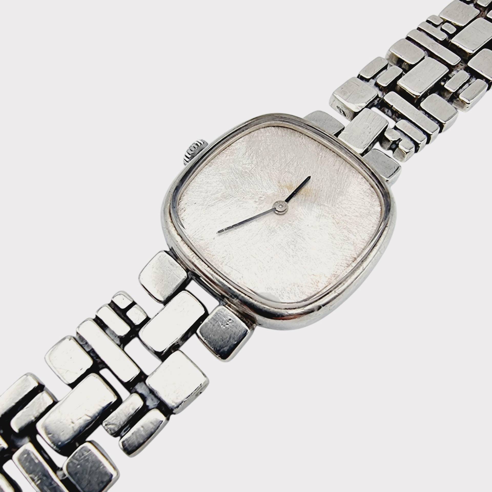 Rare Vintage Silver Brutalist Mechanical Watch | Ca. 1960S-1970S| Geometric Retro Bracelet | Collectible Timepiece Rare Vintage Silver Brutalist Mechanical Watch | Ca. 1960S-1970S| Geometric Retro Bracelet | Collectible Timepiece von detaschmuck