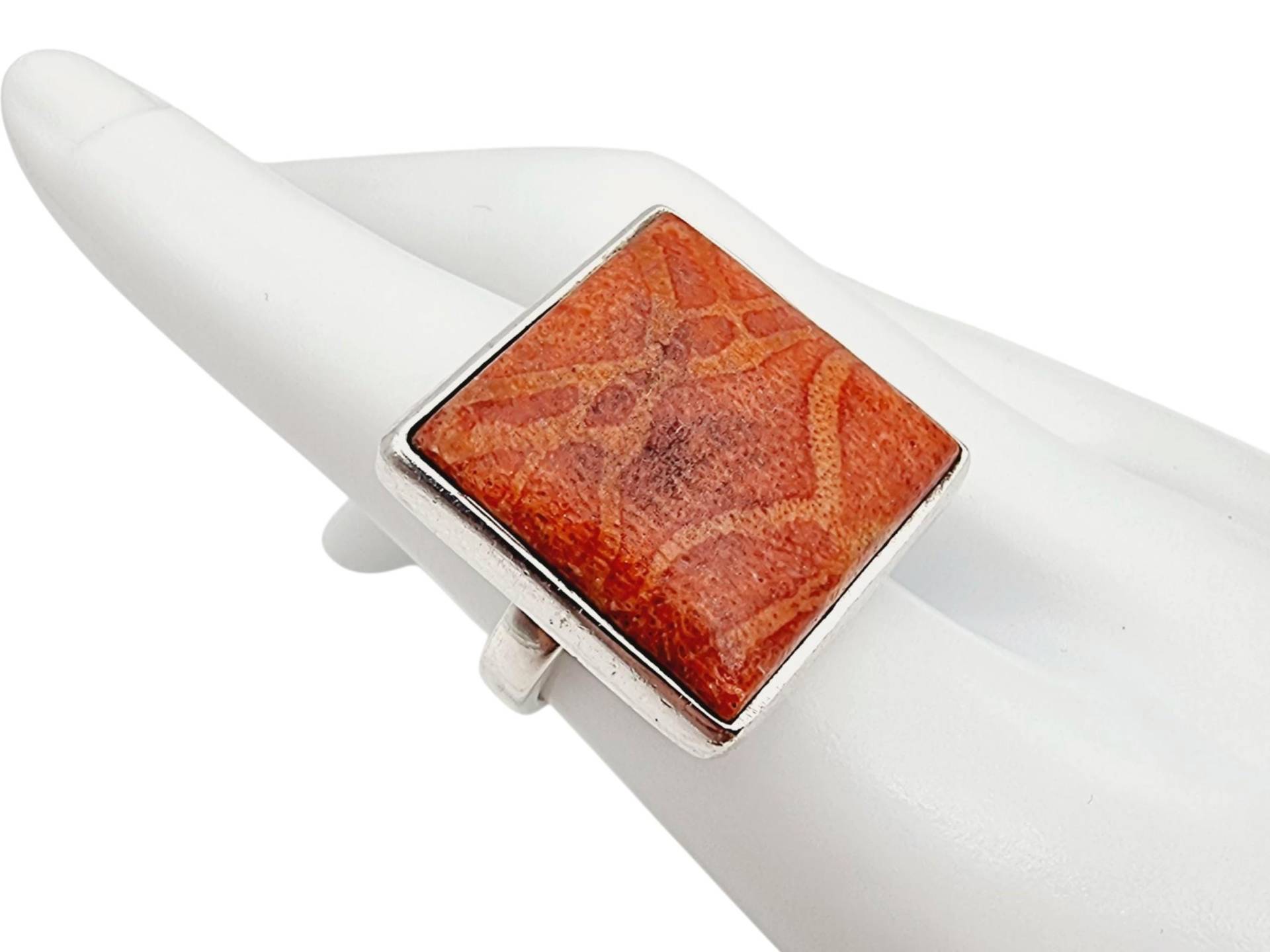 Silver Statement Ring With Fossilized Coral - Bold Square Design Size Eu 57 | Us 8 von detaschmuck