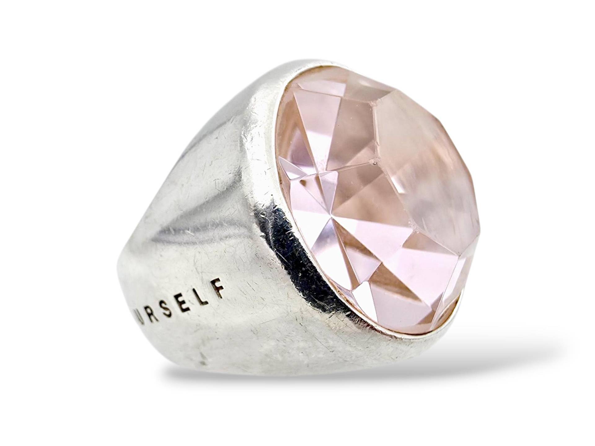 Sterling Silver "Be Yourself" Statement Ring, 925 Engraved Inspirational Ring With Faceted Pink Glass, Bold Modernist Cocktail von detaschmuck
