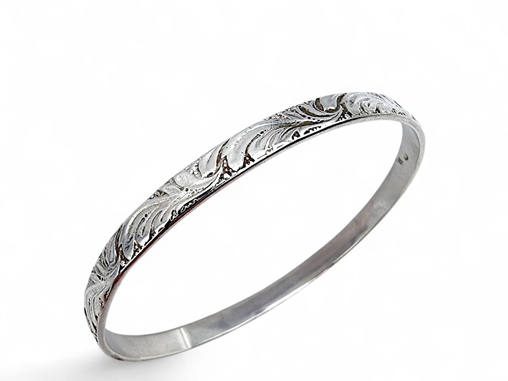 Vintage 800 Silver Bangle Bracelet - Hand-Engraved Floral Scroll Design, 1950S European Jewelry, 20 cm von detaschmuck
