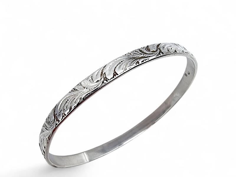 Vintage 800 Silver Bangle Bracelet - Hand-Engraved Floral Scroll Design, 1950S European Jewelry, 20 cm von detaschmuck