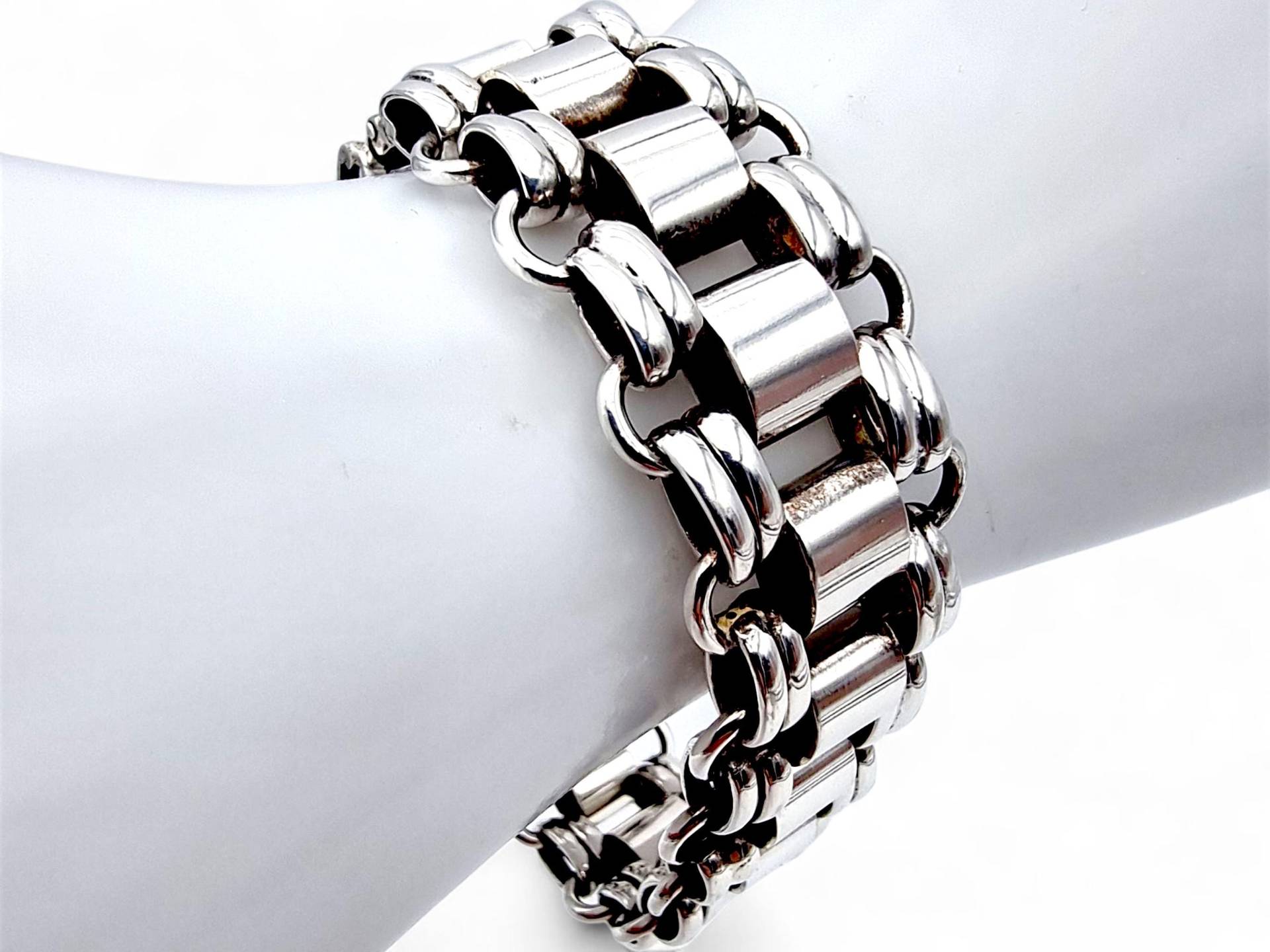 Vintage 835 Silver Bracelet - Heavy Industrial Link Design, 47G, 18 cm, Mid-Century European Modernist Jewelry von detaschmuck