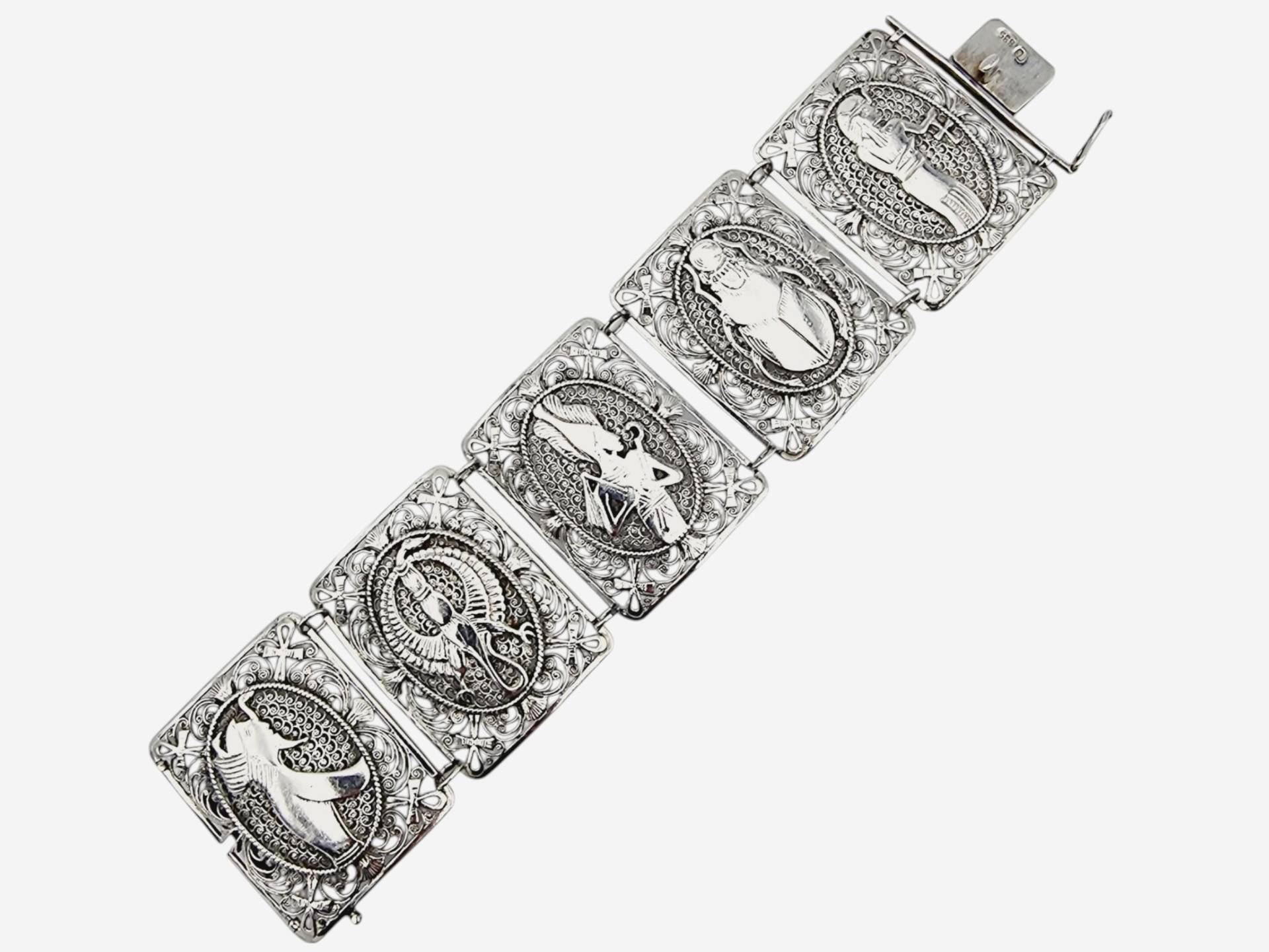 Vintage 835 Silver Egyptian Revival Filigree Bracelet - Pharaoh & Deity Panels 16cm Wide | 41mm von detaschmuck