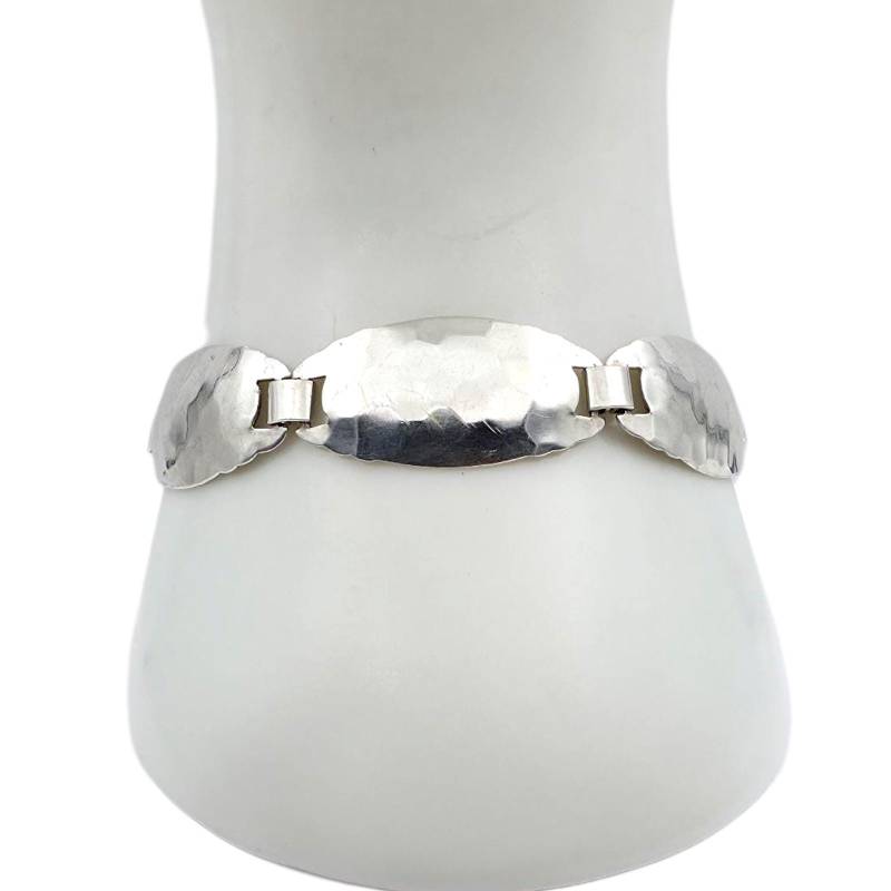 Vintage 835 Silver Hammered Oval Link Bracelet, Modernist Mid-Century Design, 18cm von detaschmuck