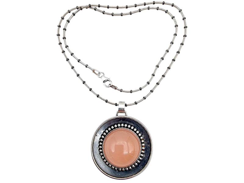 Vintage 925 Silver Rose Quartz Pendant | Modernist Round Necklace, Scandinavian Design, Soft Pink Gemstone Jewelry von detaschmuck