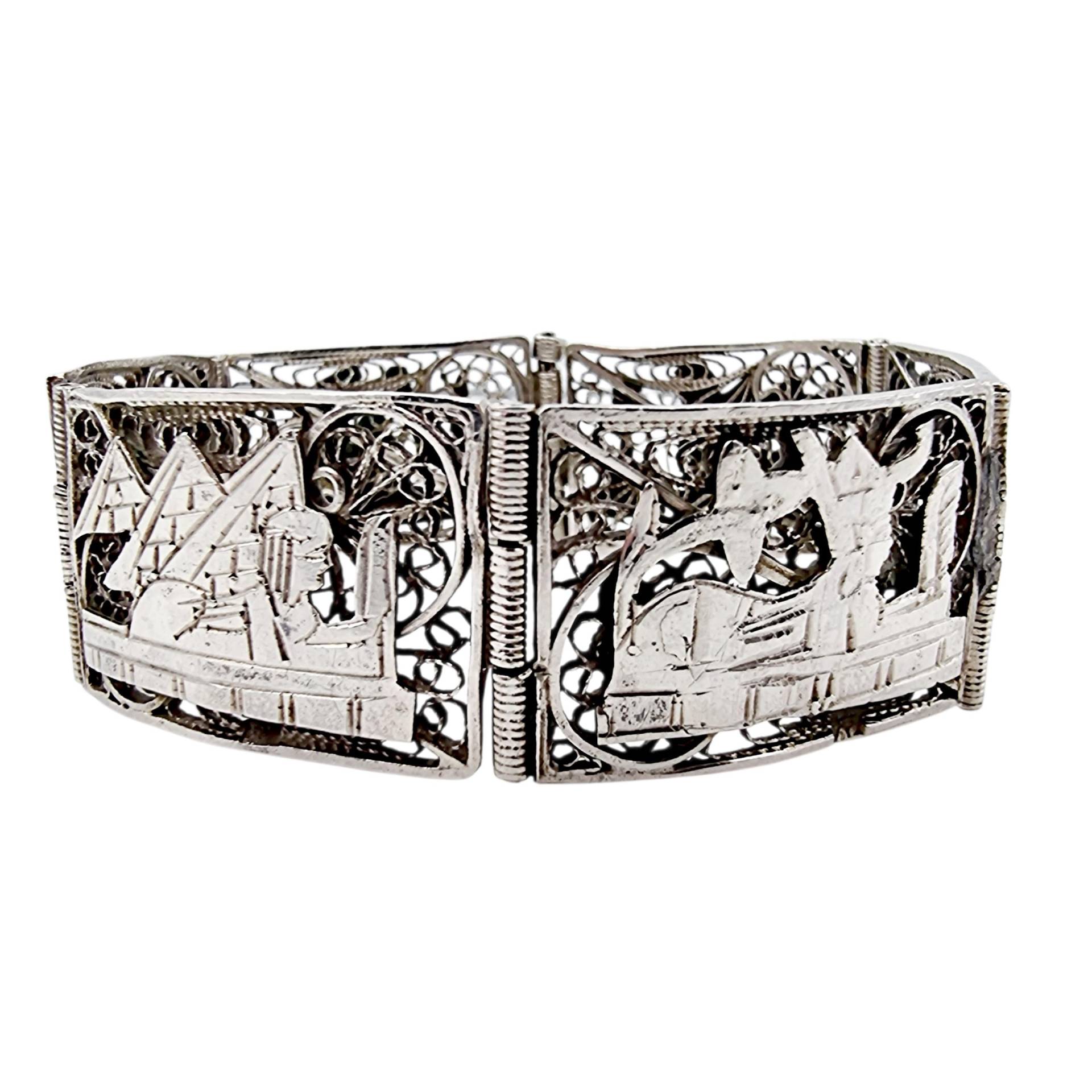 Vintage Egyptian Revival Silver Panel Bracelet - Handmade Filigree Design, Pyramid & Sphinx Motif 34.75G, 19cm von detaschmuck