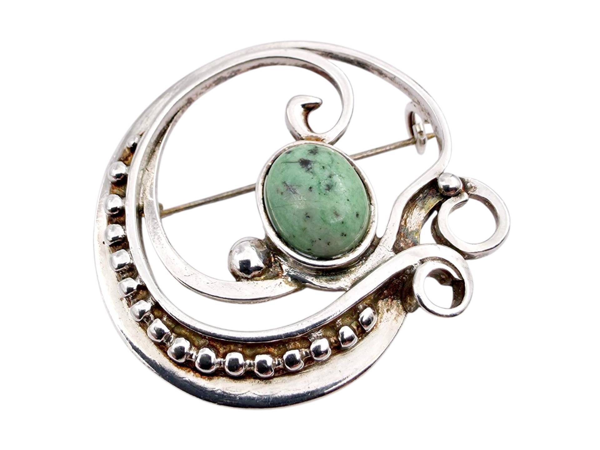 Vintage Norwegian 925 Silver Brooch With Green Chrysoprase, Karasjok Scandinavian Modernist Pin, 1960S Sámi Design von detaschmuck