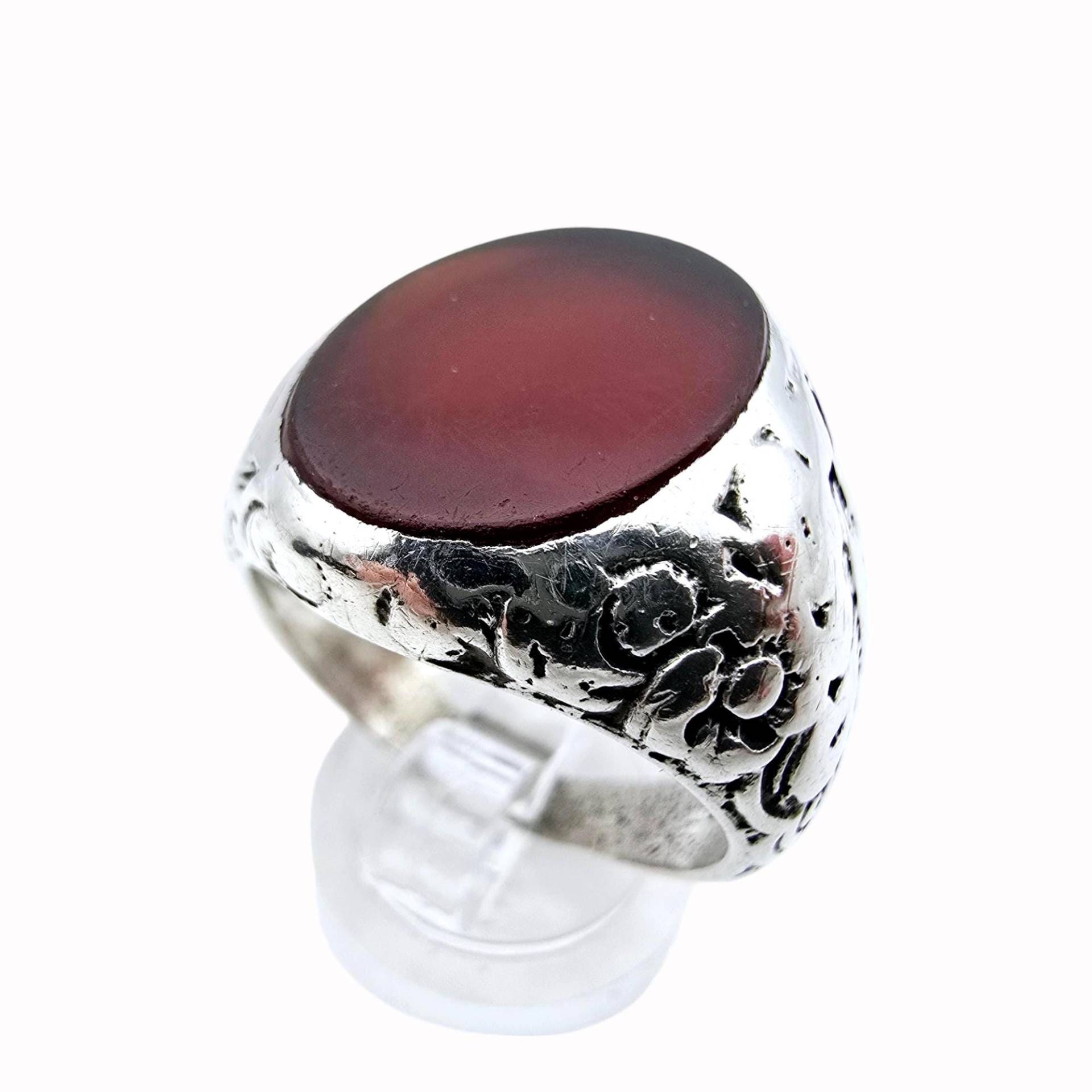 Vintage Ornate 835 Silver Ring With Carnelian Stone, Aged Patina, Size 62 von detaschmuck