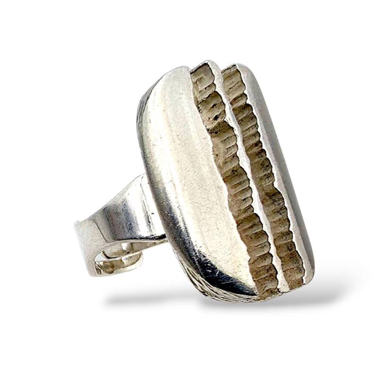 Vintage Silver Brutalist Ring - Modernist Sculptural Statement Design Eu 57 | Us 8 von detaschmuck