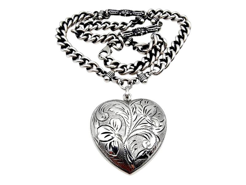 Vintage Silver Heart Pendant Necklace With Floral Engraving - 44cm Chain Romantic Style von detaschmuck