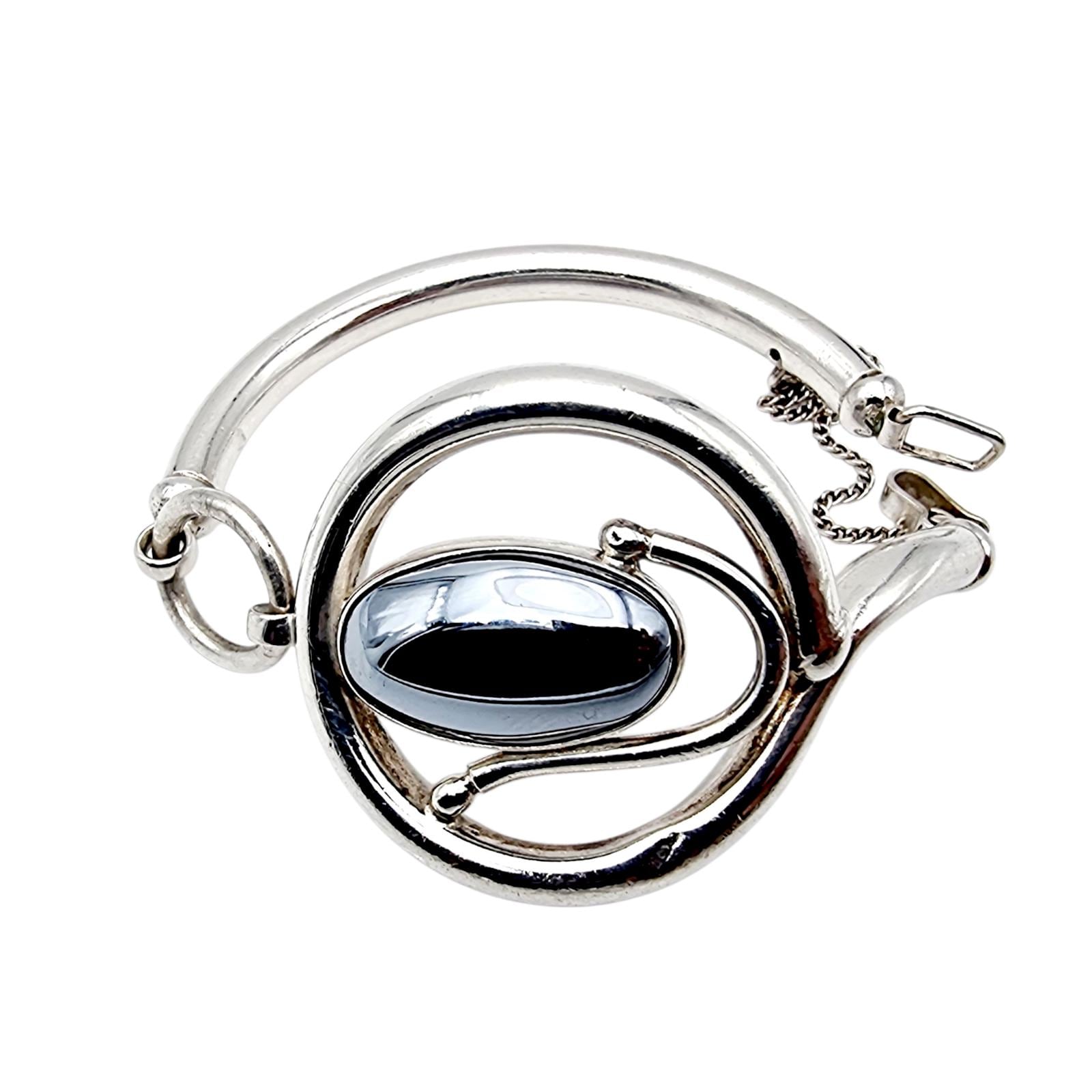 Vintage Silver Modernist Bracelet With Hematite Cabochon | Sculptural 1970S 1980S Design von detaschmuck