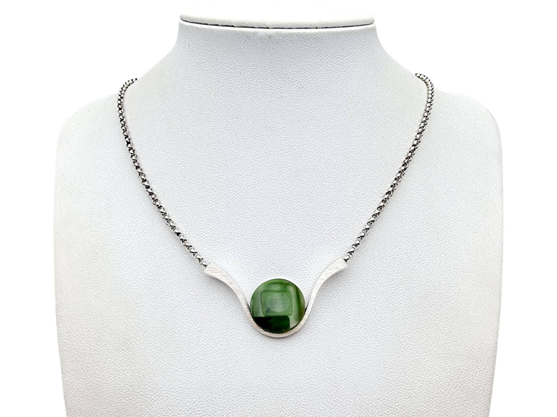 Vintage Silver Necklace With Green Jade Cabochon | Modernist Minimalist Pendant 42cm, 9.78G von detaschmuck
