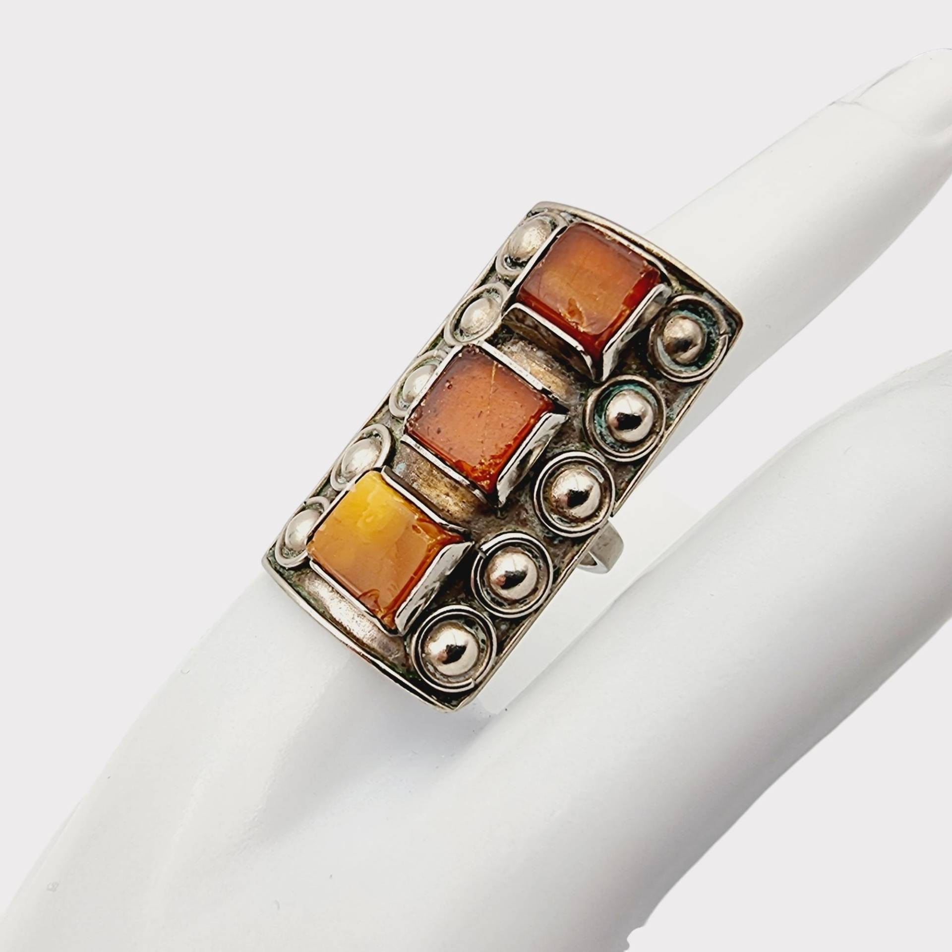 Vintage Silver Ring With Amber Inlays - Adjustable Modernist Statement | Size 52 | Us 6 von detaschmuck