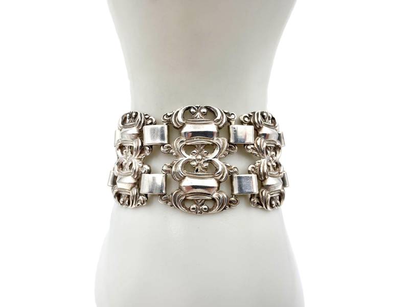 Vintage Silver Wide Bracelet 1950S-70S| Ornate Baroque Revival Link Design, 17cm, 30mm Width von detaschmuck