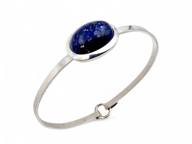 Vintage Sterling Silver Lapis Lazuli Bangle Bracelet - Minimalist Oval Blue Stone Cuff von detaschmuck