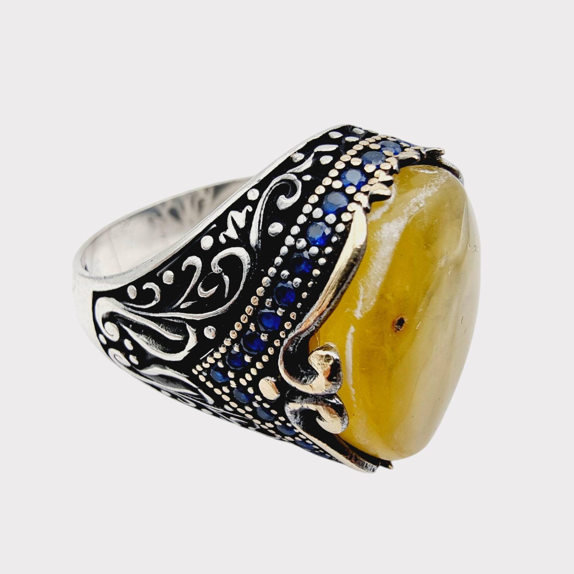 Vintage Sterling Silver Ring With Yellow Amber Cabochon & Blue Accents - Size 65 | Us 11.25 von detaschmuck