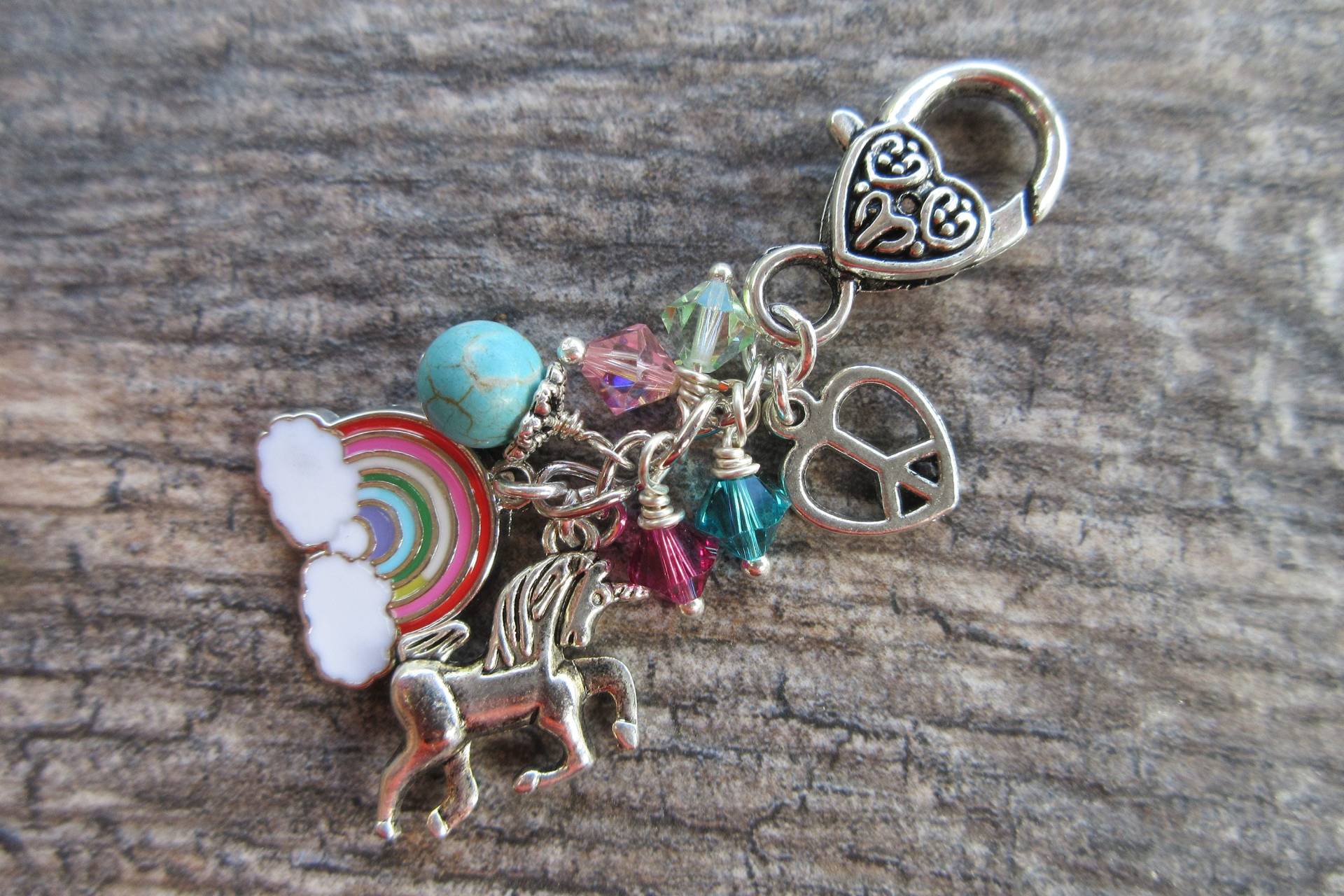 Boho Regenbogen Einhorn Clip-On Geldbörse Charme Silberfarbenen Charme, Kristall & Türkis Baumelt Taschenanhänger, Taschenanhänger von deziningems
