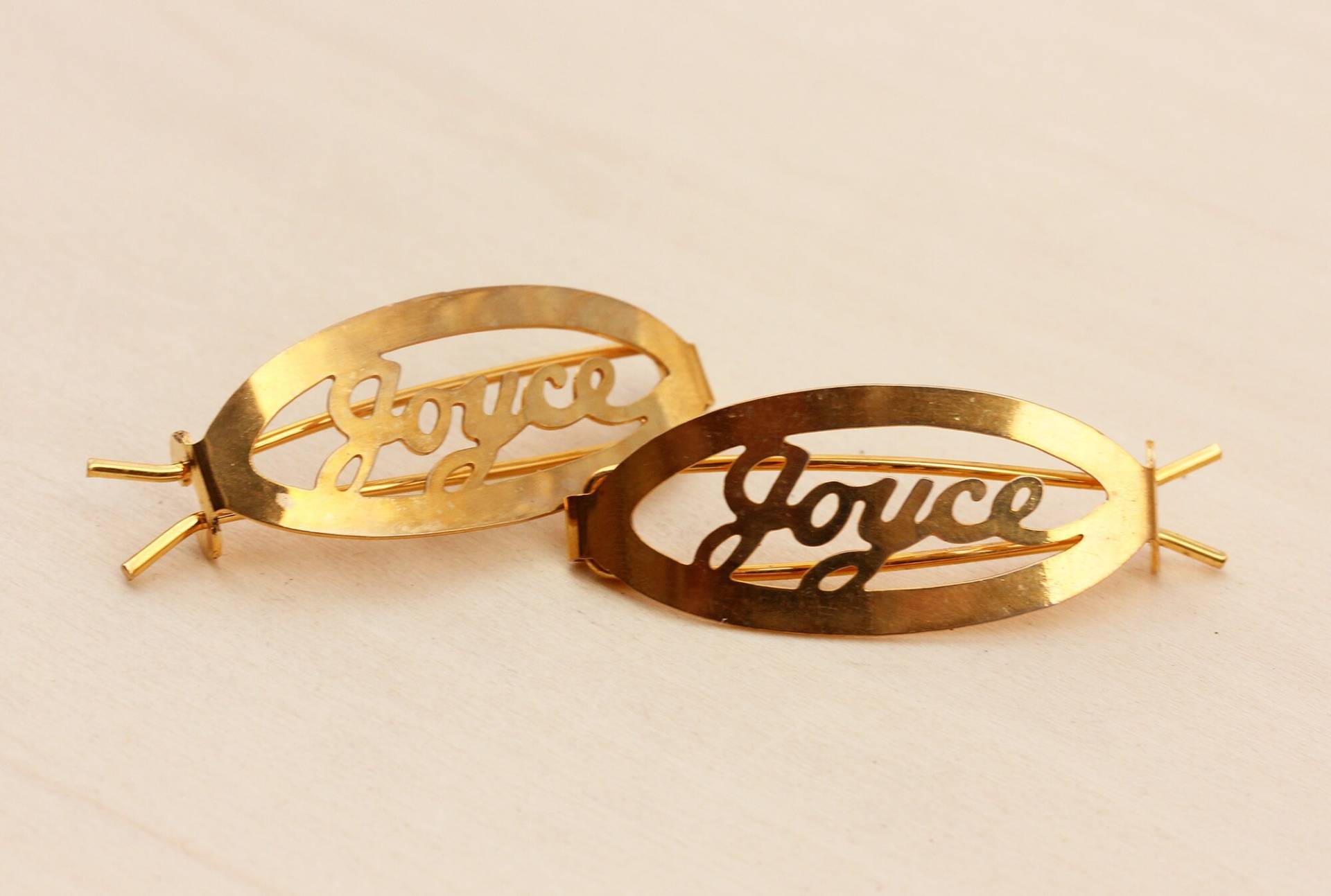 Joyce Haarspangen Gold, Name Haarspangen, Vintage Gold Clips, Schmuck von diamentdesigns