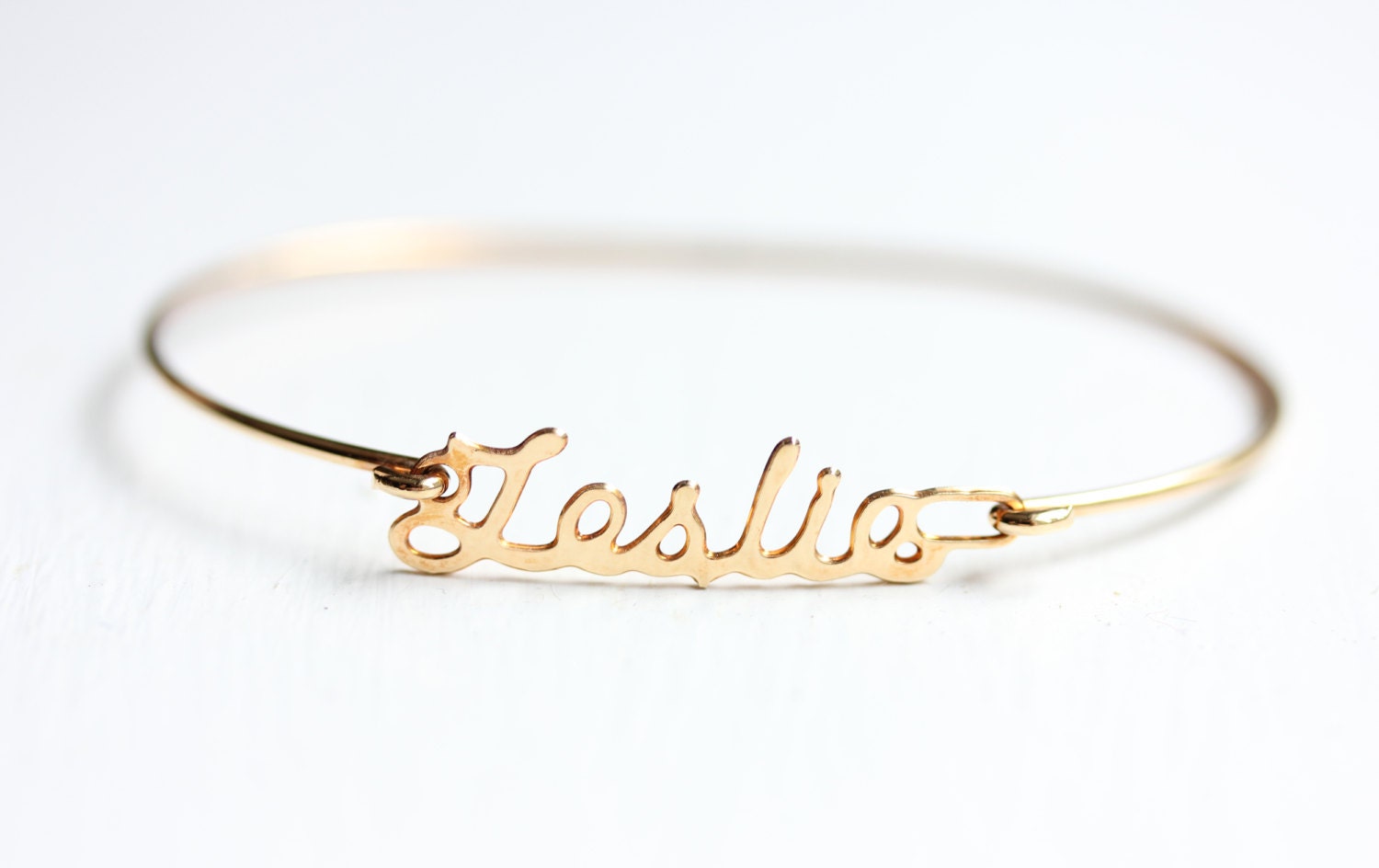 Leslie Namensarmband Gold, Namensarmband, Vintage Goldarmband, Armband von diamentdesigns