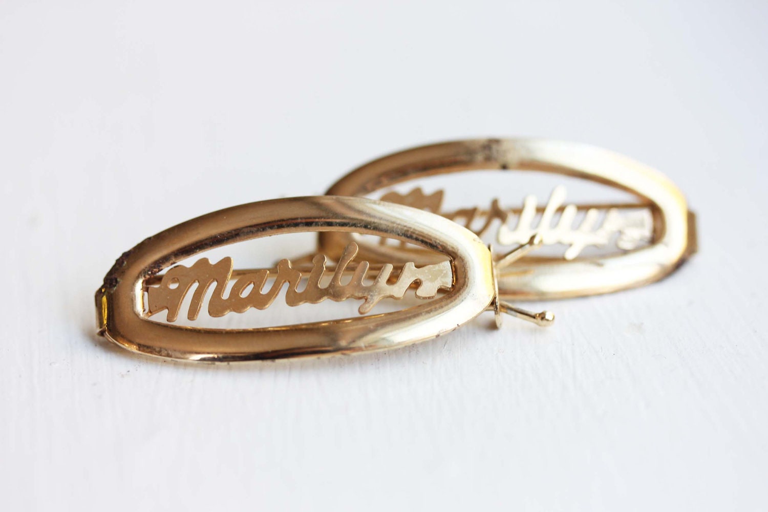 Marilyn Haarspangen Gold, Name Haarspangen, Vintage Gold Clips, Schmuck von diamentdesigns