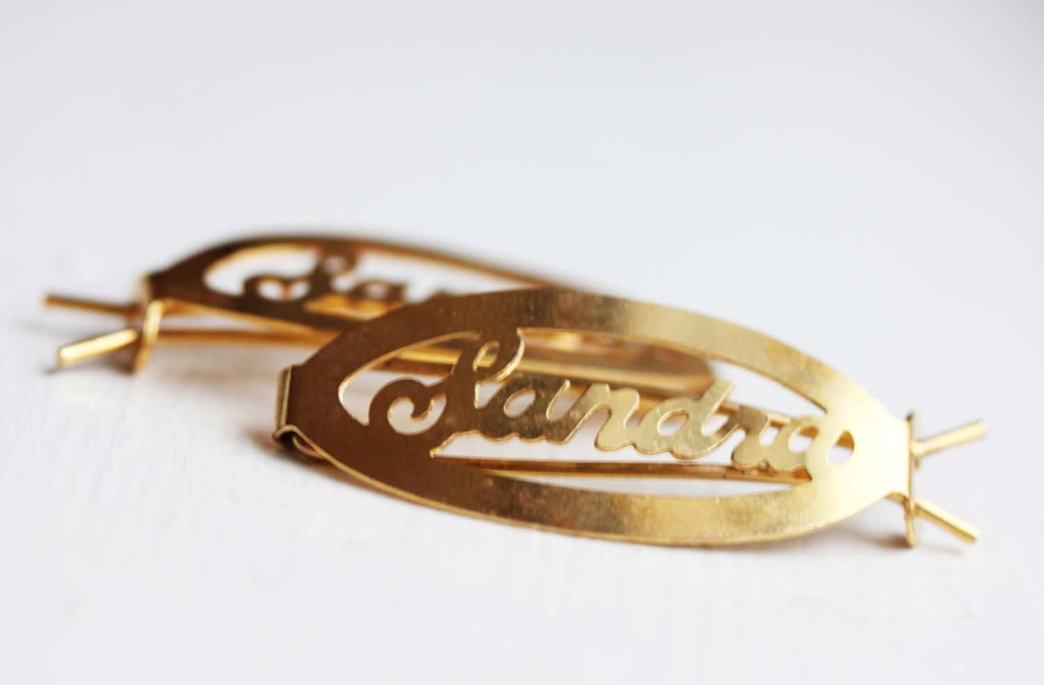 Sandra Haarspangen Gold, Name Haarspangen, Vintage Gold Clips, Schmuck von diamentdesigns