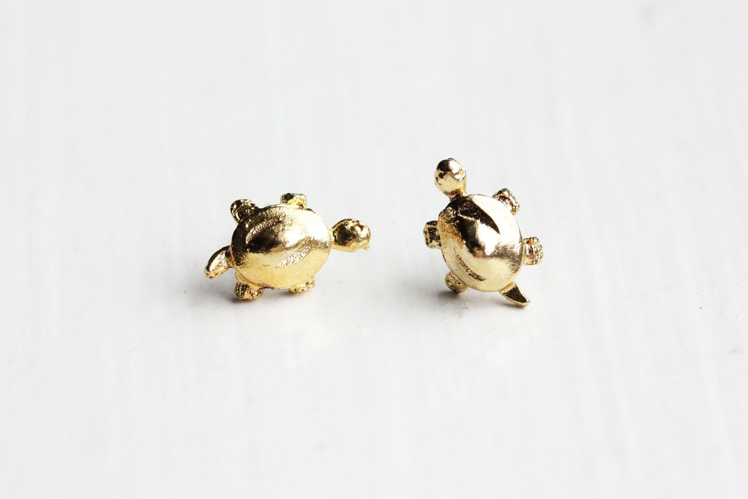 Schildkröte Ohrstecker Gold, Kleine Ohrstecker, Tier Gold Reptil von diamentdesigns