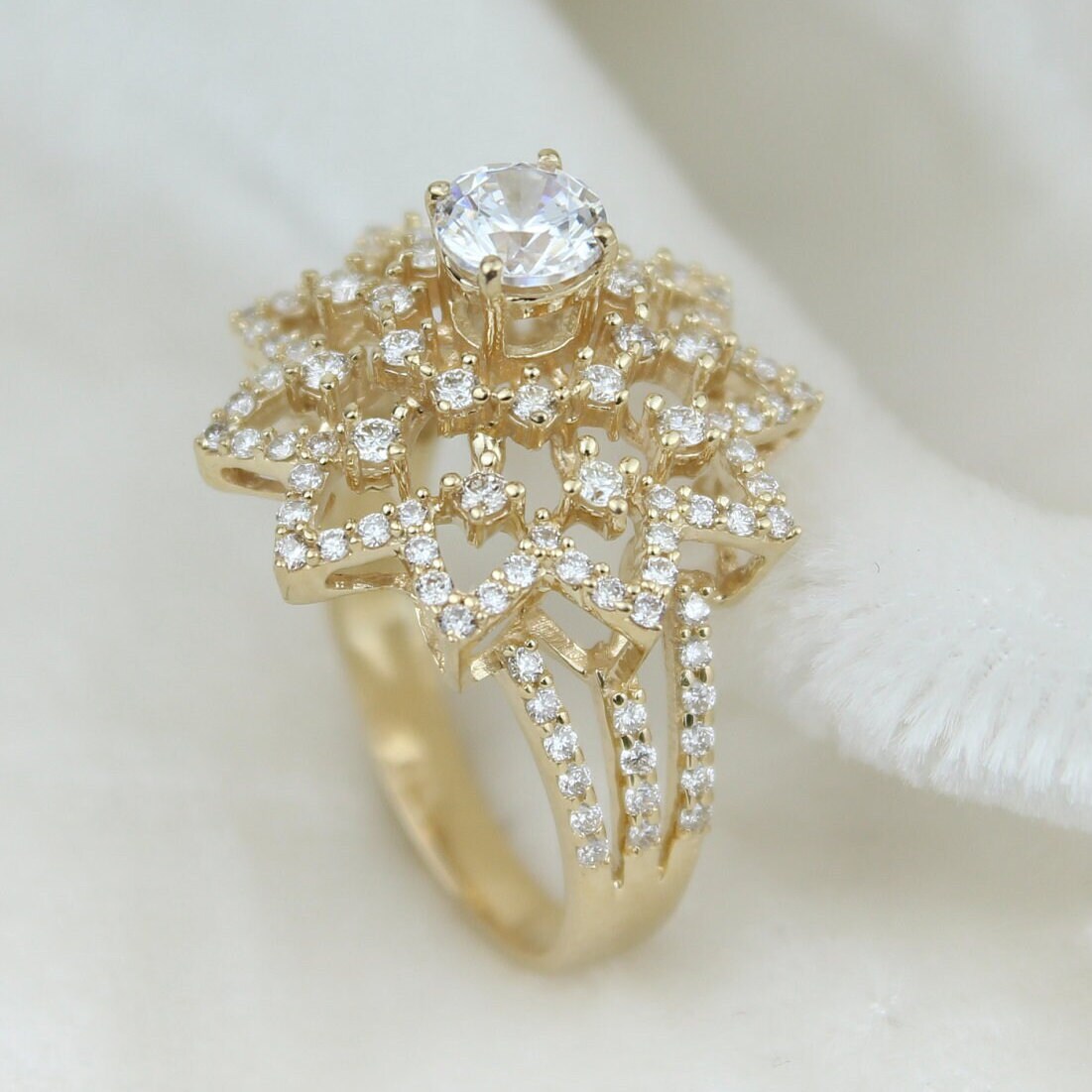 Blumen Diamant Ring, 14K Solid Gold, Naturdiamanten, Verlobungsring, Geschenk Für Sie von diamondaffaire