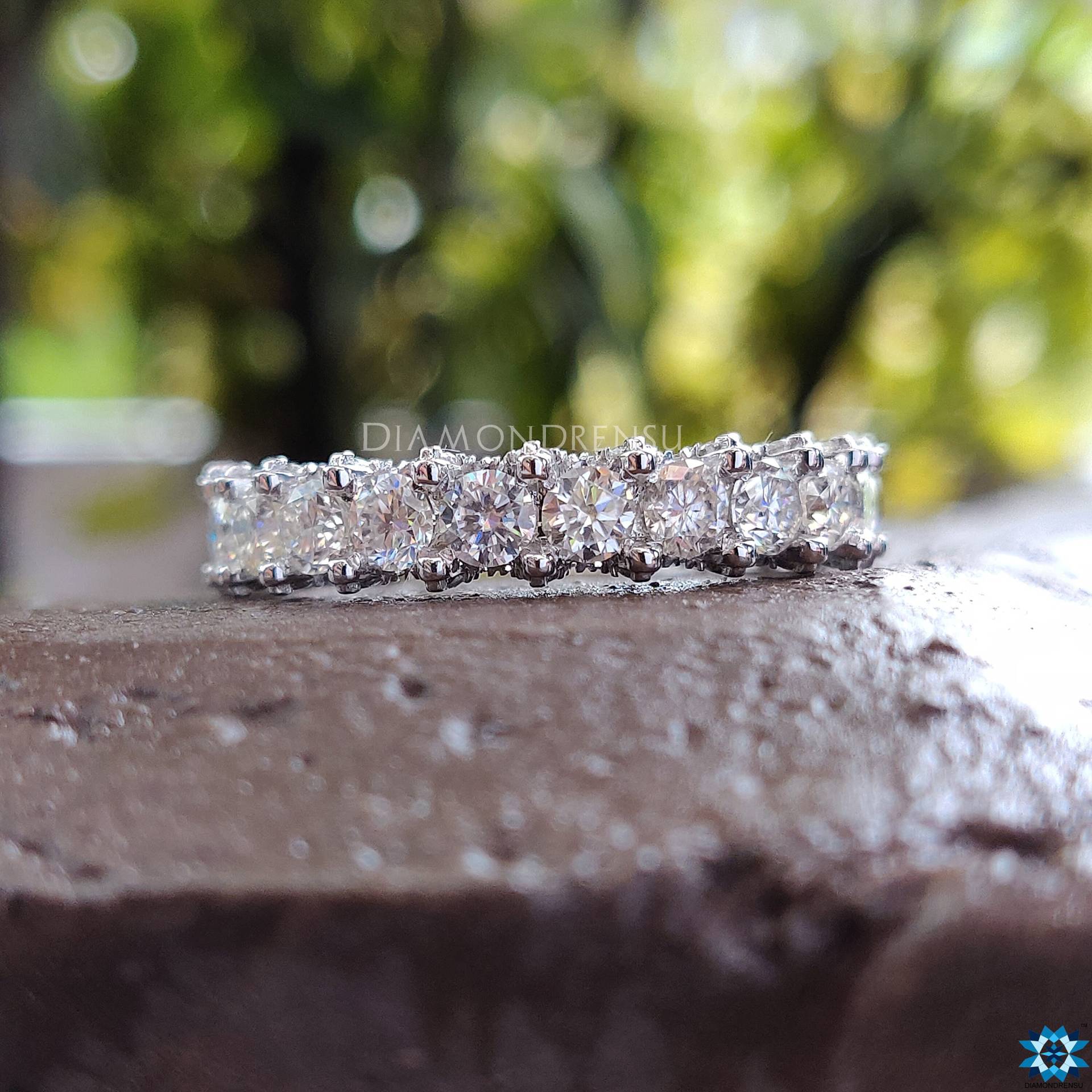 3.0 Mm Rund Farblos Moissanite Band, 3/4 Eternity Wedding Verlobungsring, Micro Pave Setting, 10K/14K/18K Weißgold Band von diamondrensu